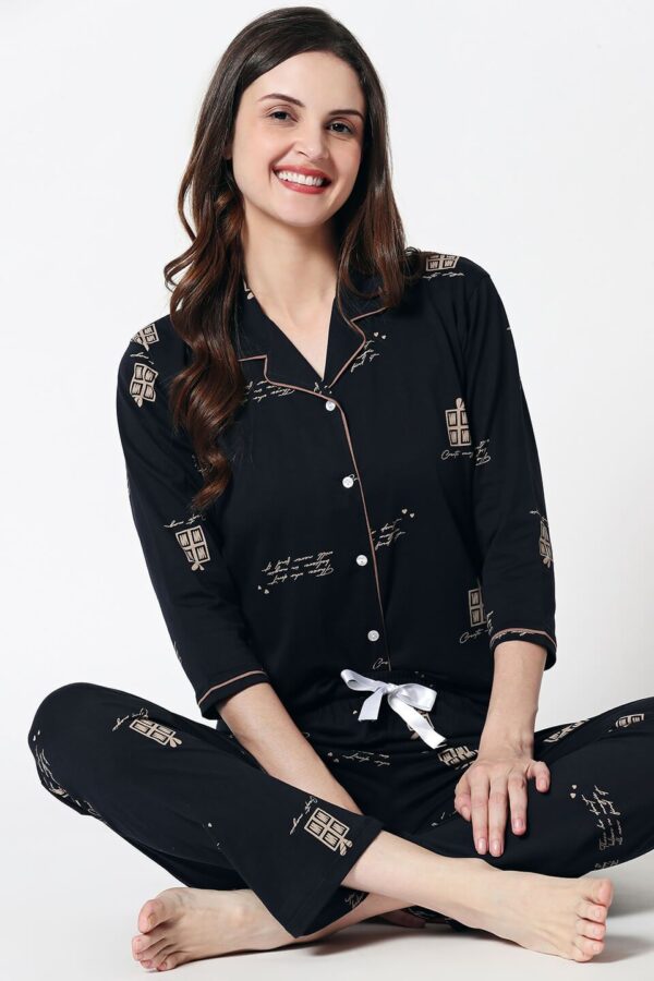 Women's Cotton Navy Blue Gift Box Printed Stylish Night Suit Set